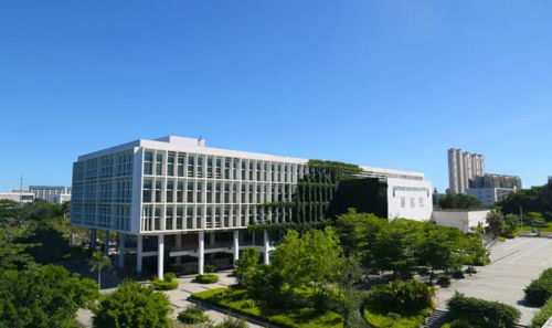 每百余厦门人中,就有一位从这所学校毕业 今天,她迎来20岁生日