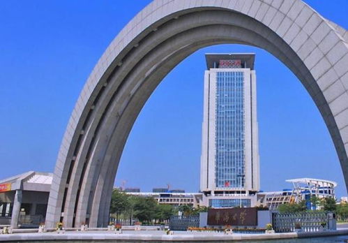 福建级别最高的大学,直属于统战部,却没有挤进前3强