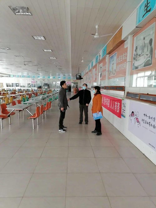 开展学校食堂安全专项检查 努力提高校园食品卫生安全