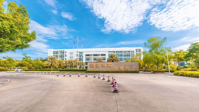 雷竞技网/厦门软件职业技术学院2022招生宣讲会发布