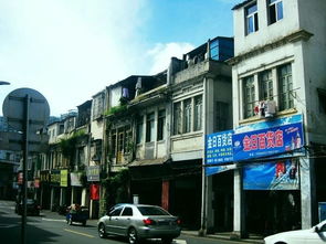 影影绰绰间的浪漫行走 记一人的厦门